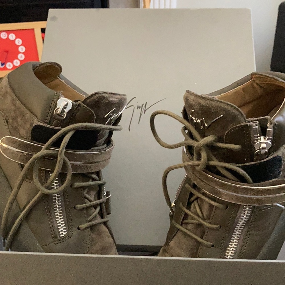GIUSEPPE ZANOTTI Sneakers